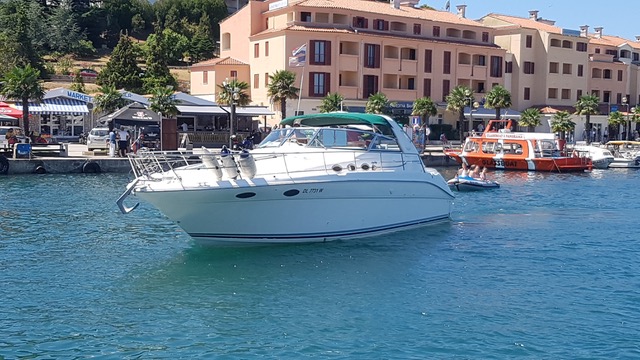 Sea Ray 370 sundancer