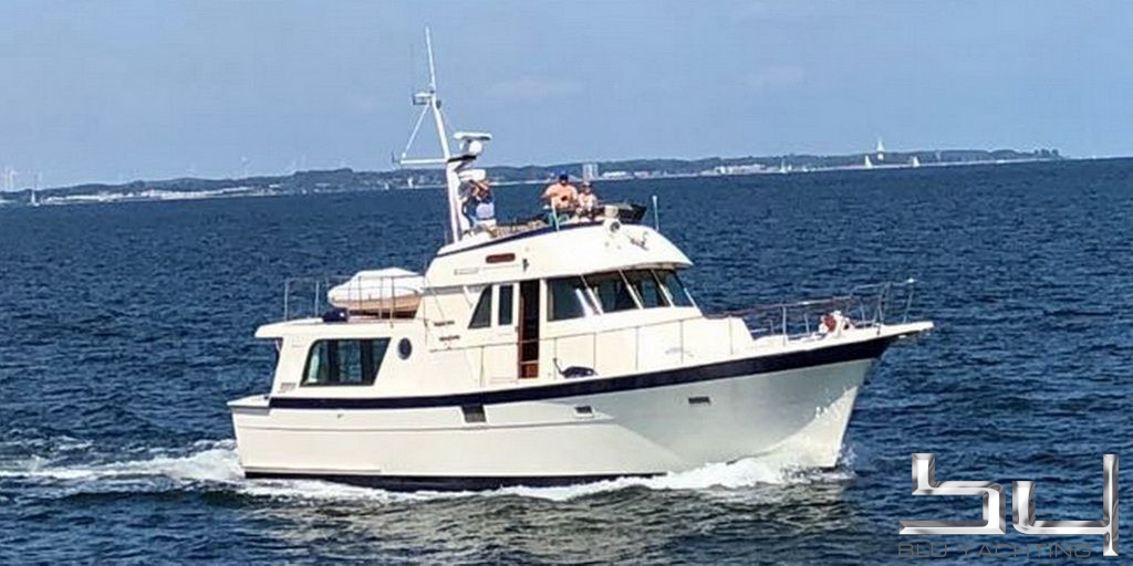 Hatteras 48 LRC