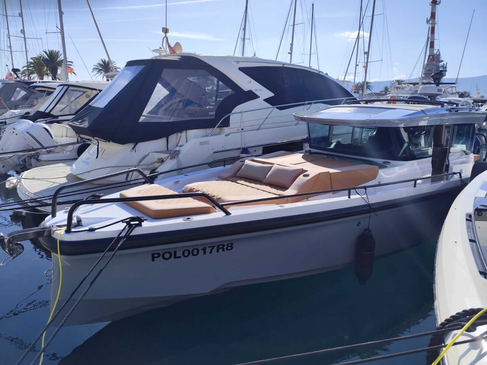 Axopar 37 XC Cross Cabin “BRABUS”