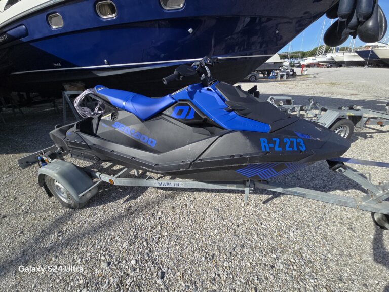 SEA DOO Spark TRIXX 3UP 90 IBR