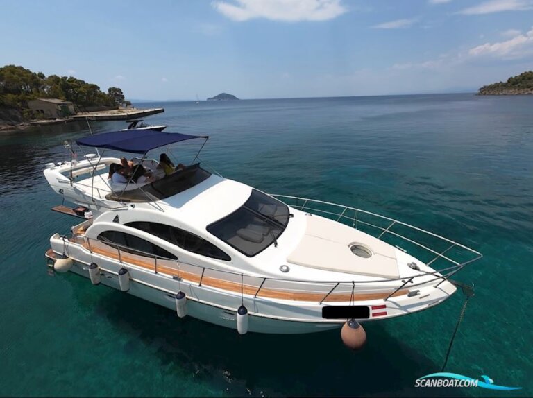 Azimut 42